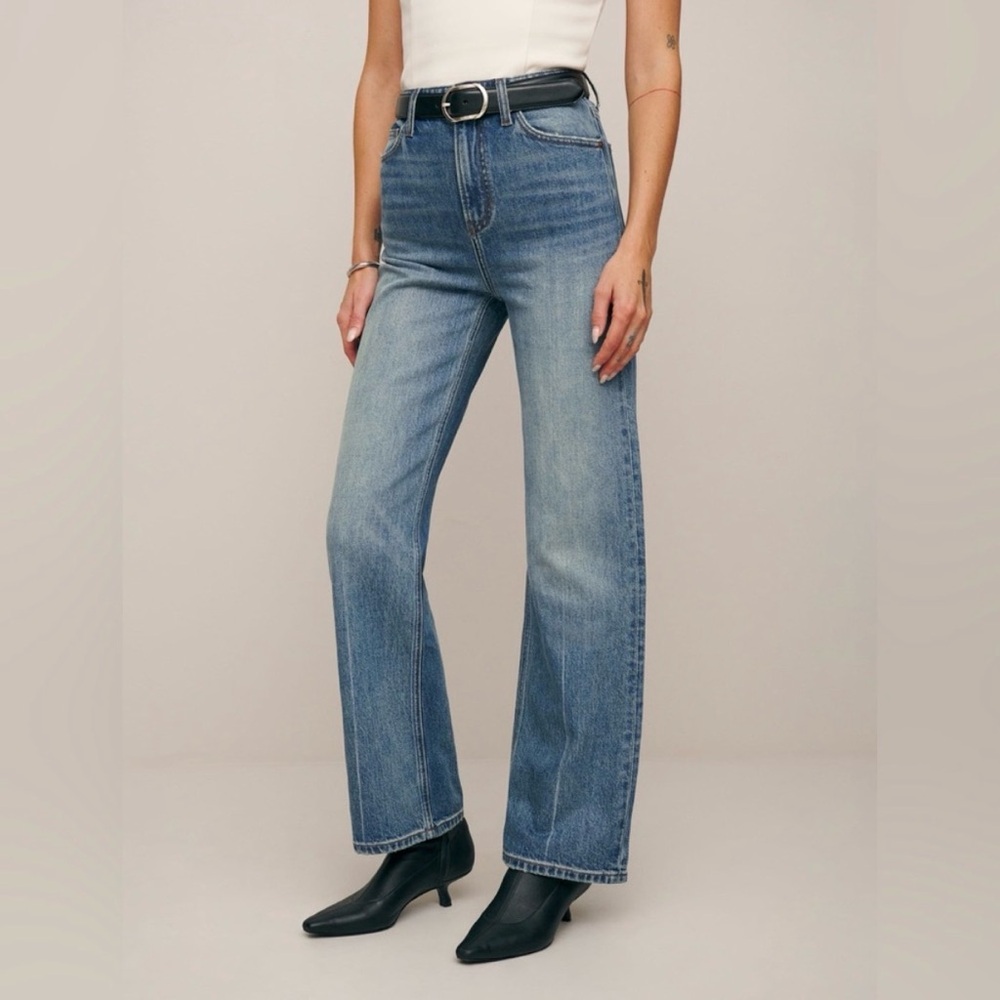 NWOT Reformation Wilder stretch high rise wide leg cropped jeans in size 26